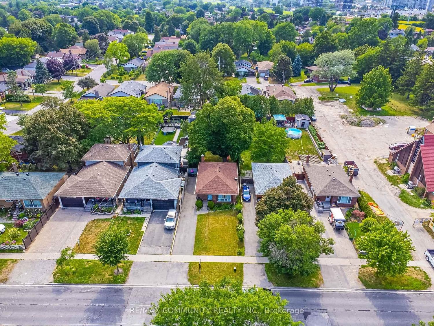 764 Brimley Road thumbnail 45