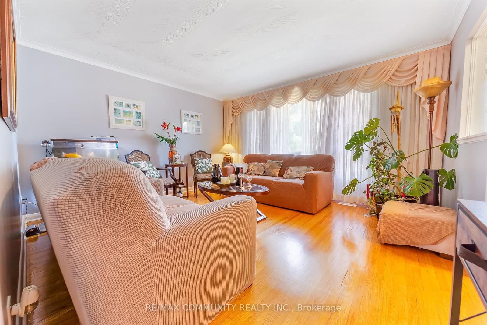 764 Brimley Road thumbnail 9