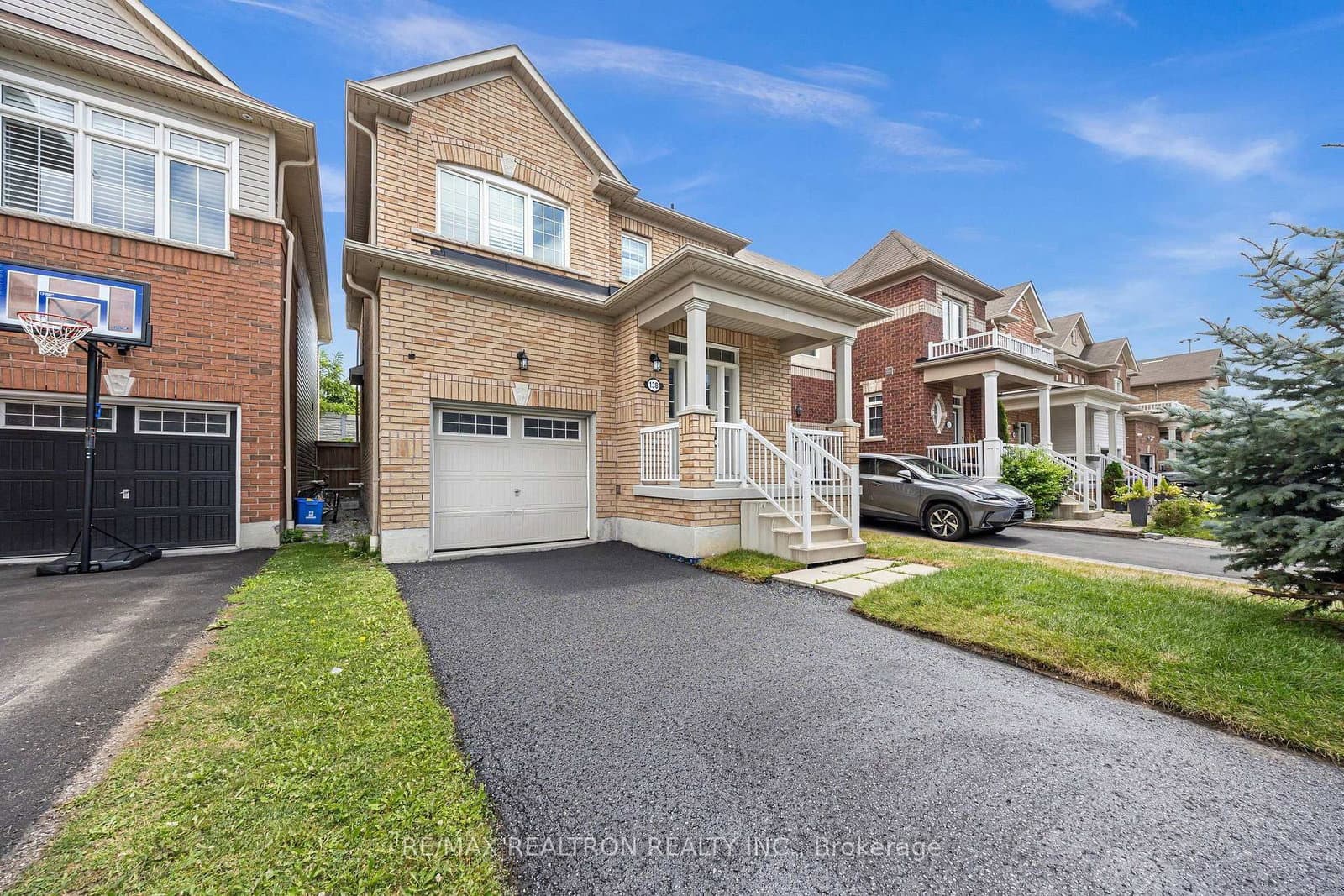 138 Angus Drive thumbnail 2