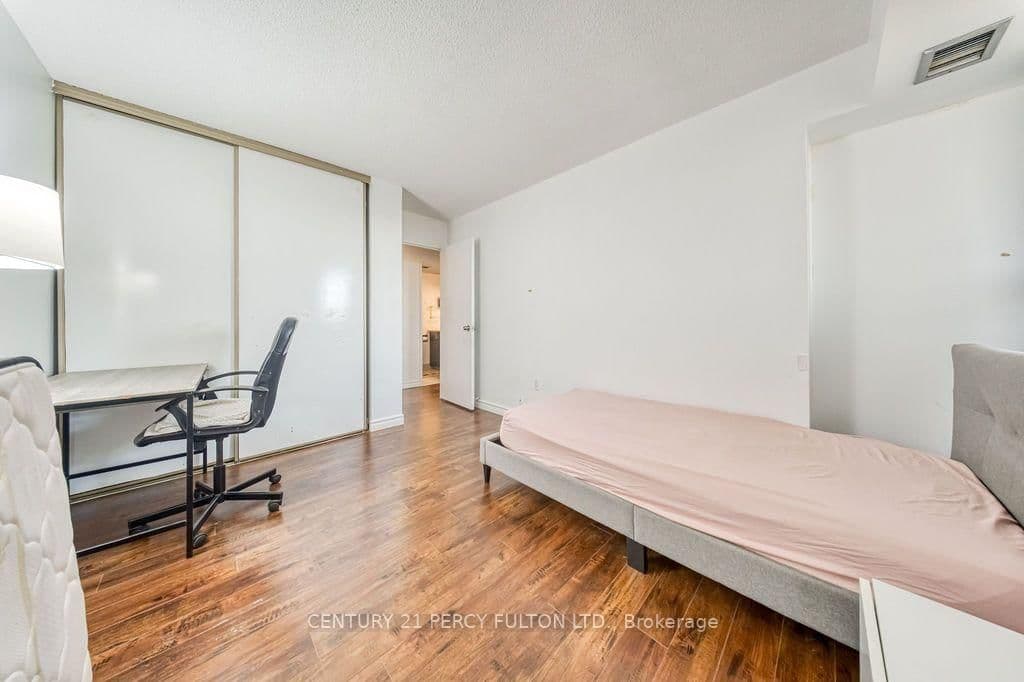 2365 Kennedy Road, Unit 1503 thumbnail 13