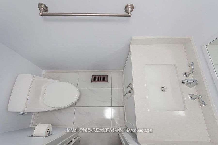 30 Chichester Place, Unit 3 thumbnail 4
