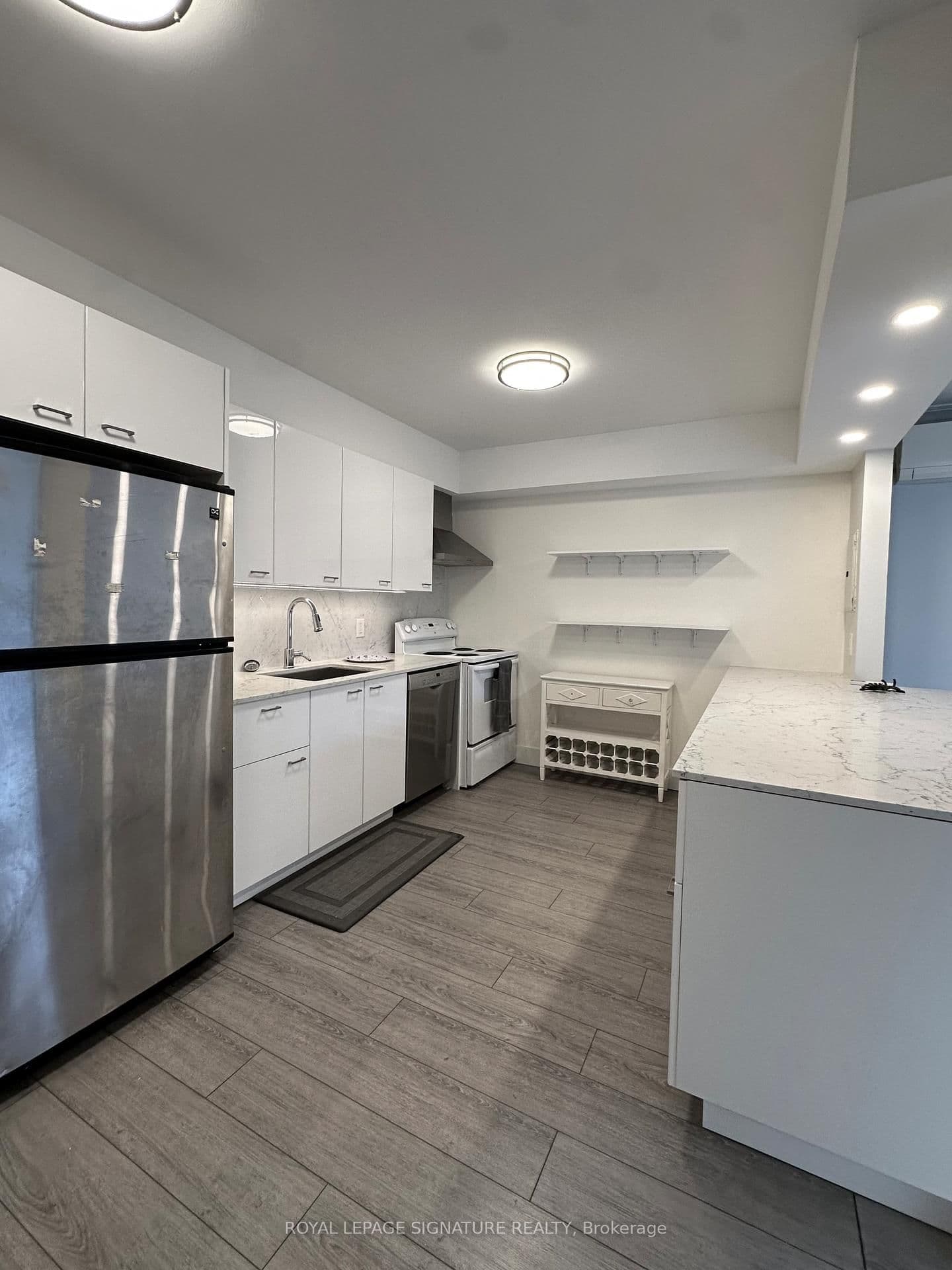 1089 Broadview Avenue, Unit 3 thumbnail 4