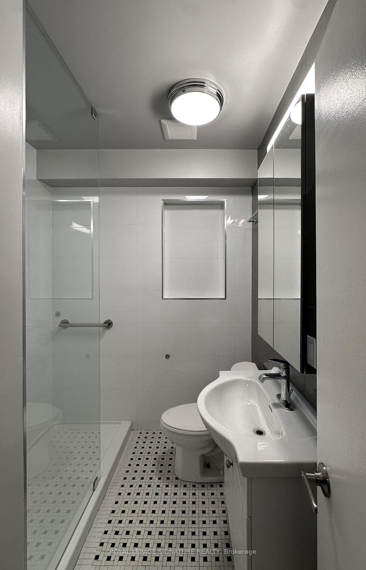 1089 Broadview Avenue, Unit 3 thumbnail 7