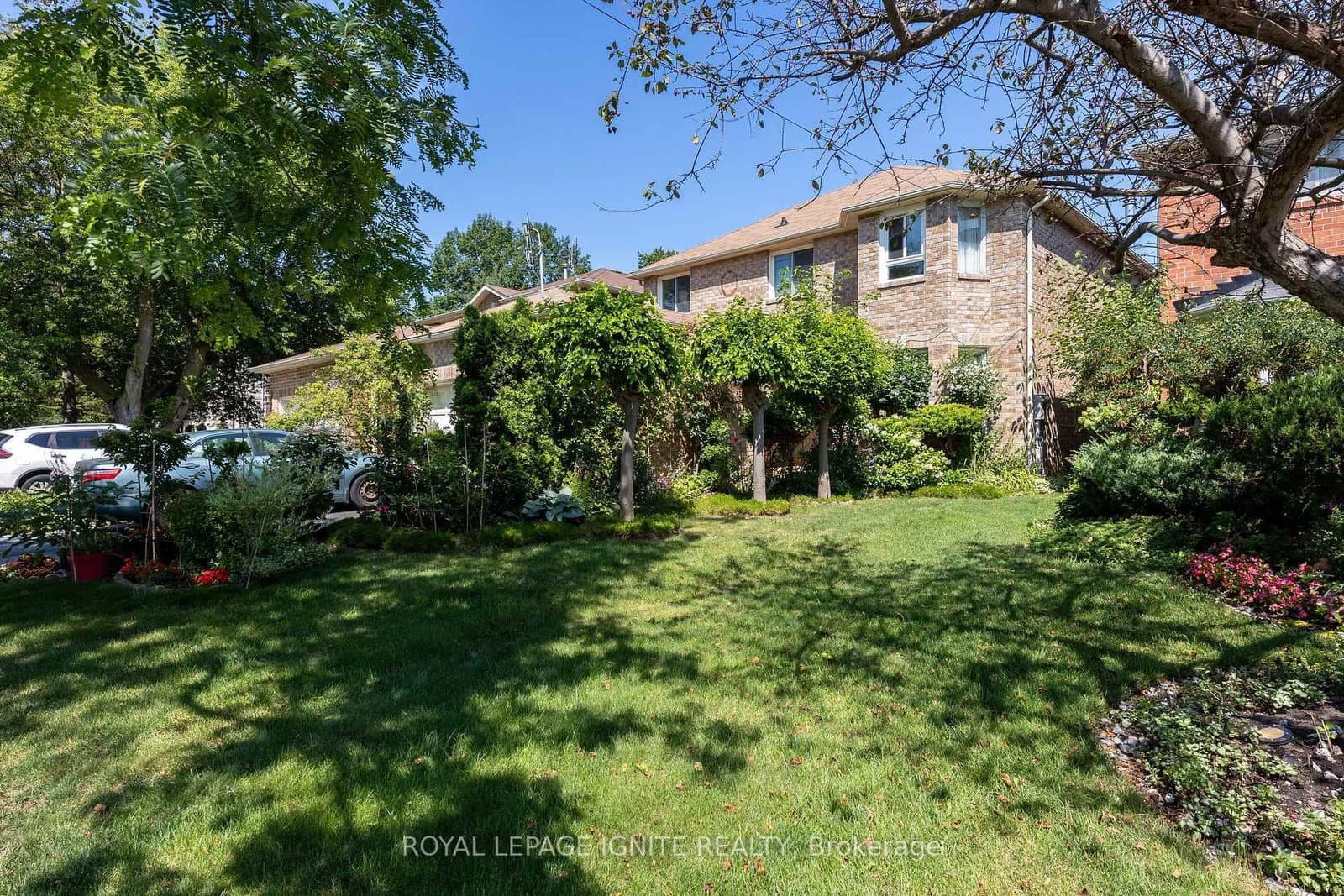 3694 Ellesmere Road thumbnail 41