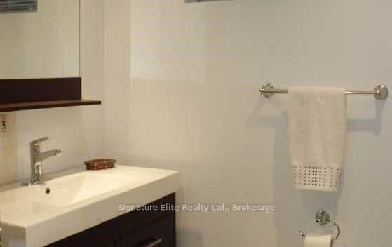 230 Clonmore Drive, Unit Lower thumbnail 10