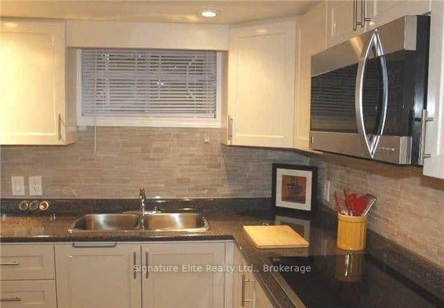 230 Clonmore Drive, Unit Lower thumbnail 5