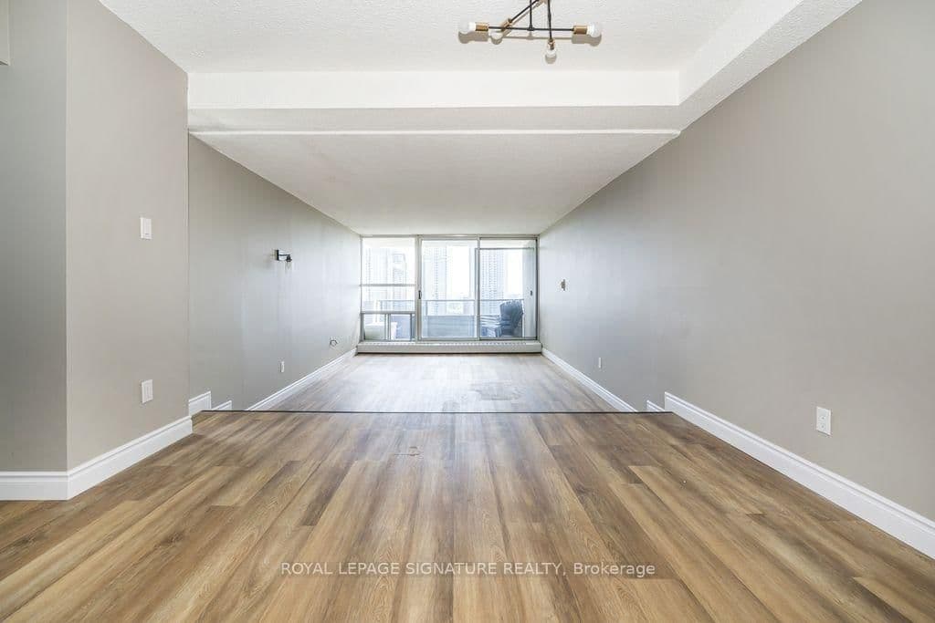 4091 Sheppard Avenue E, Unit 2007 thumbnail 4