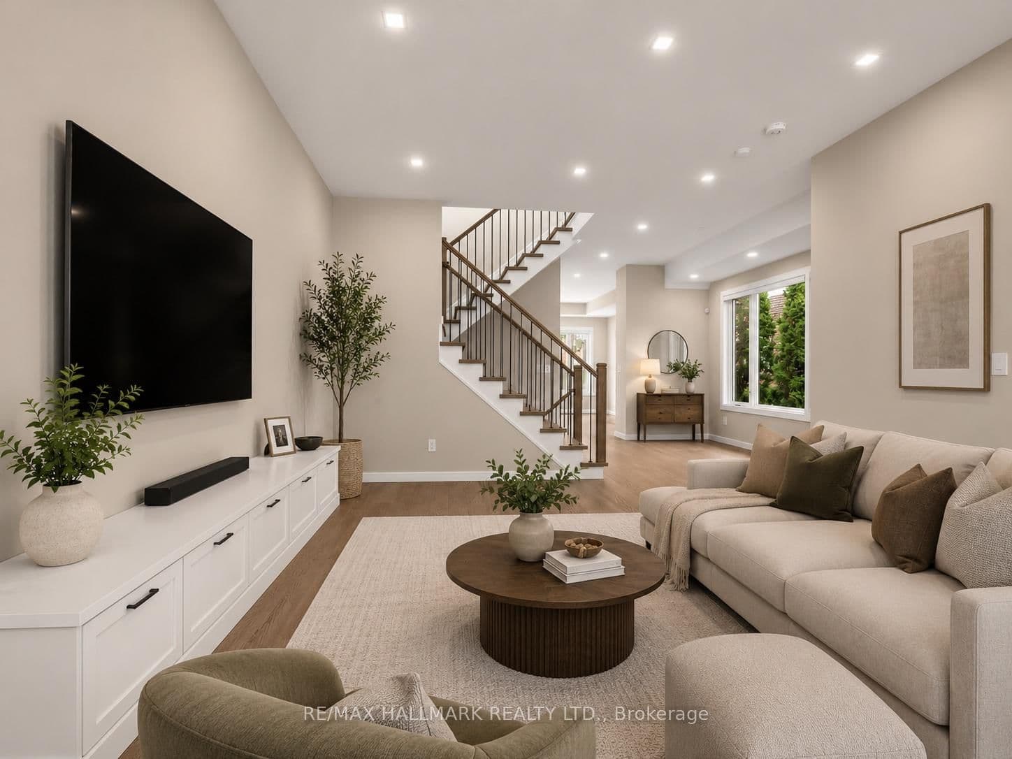92 Craiglee Drive thumbnail 4