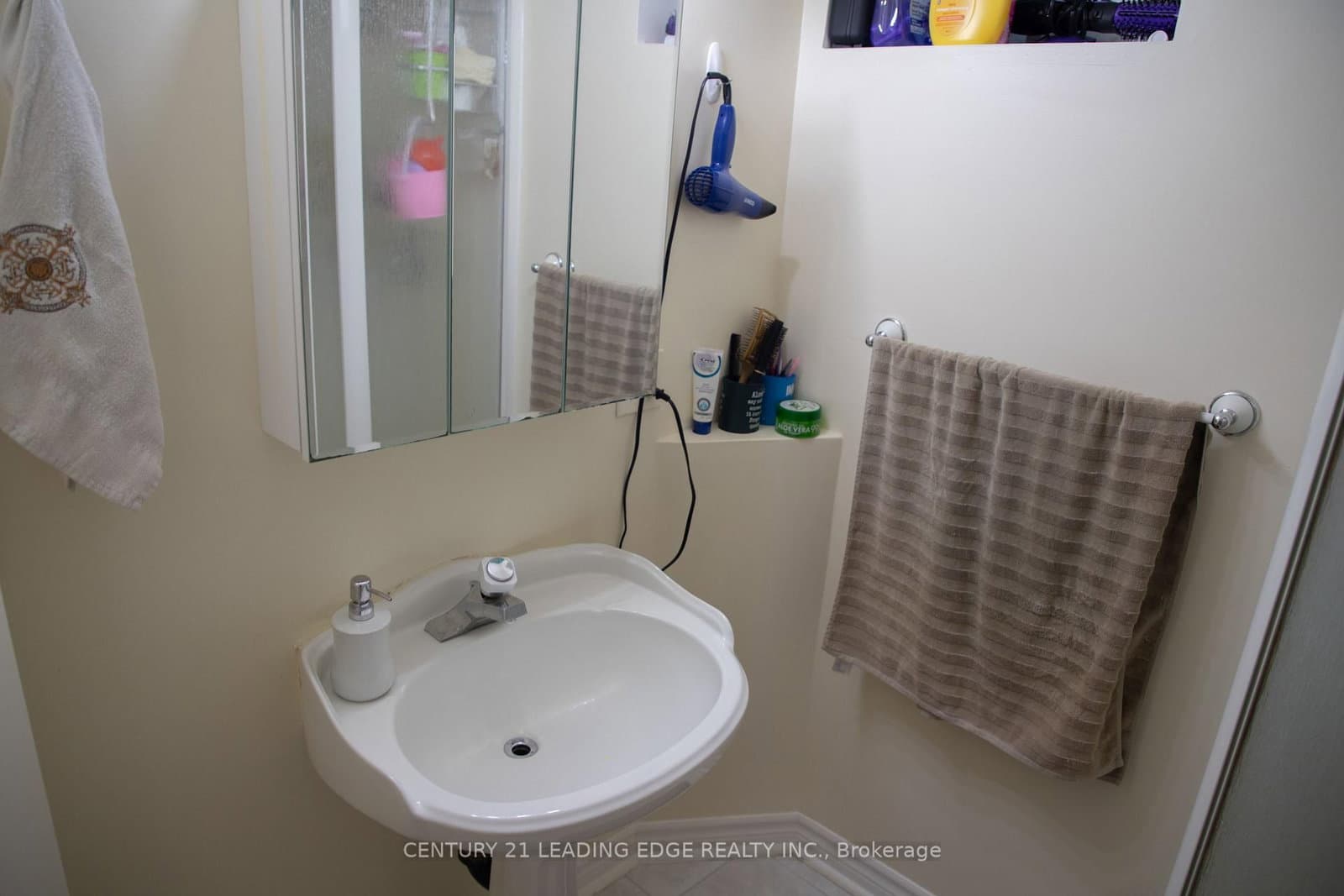 157 Dooley Crescent thumbnail 21