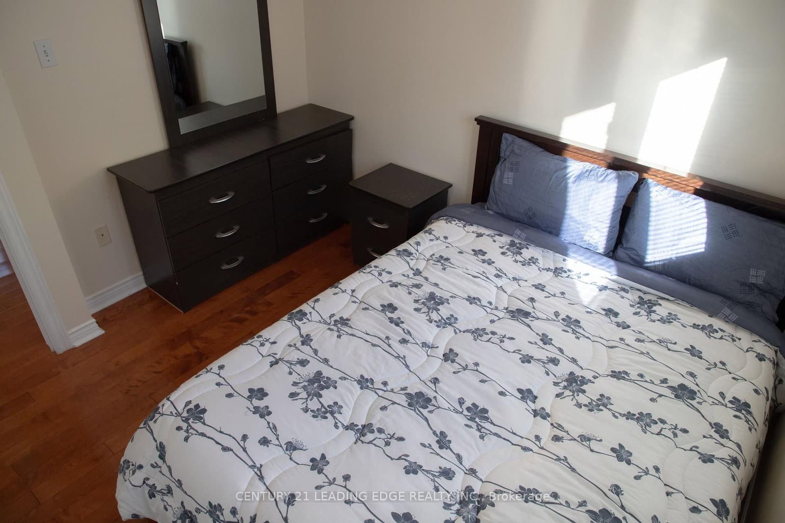 157 Dooley Crescent thumbnail 37