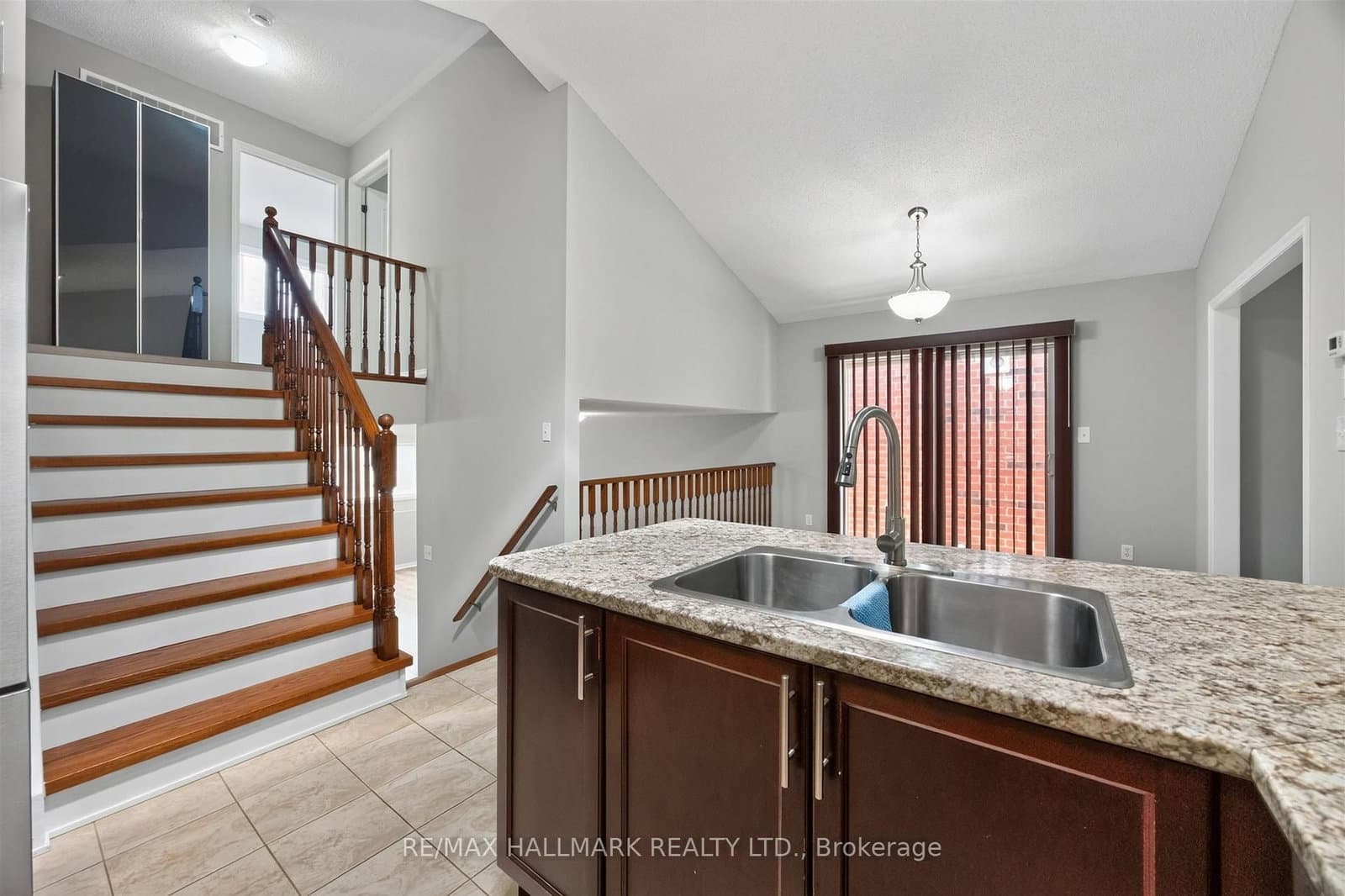 563 Luple Avenue thumbnail 17