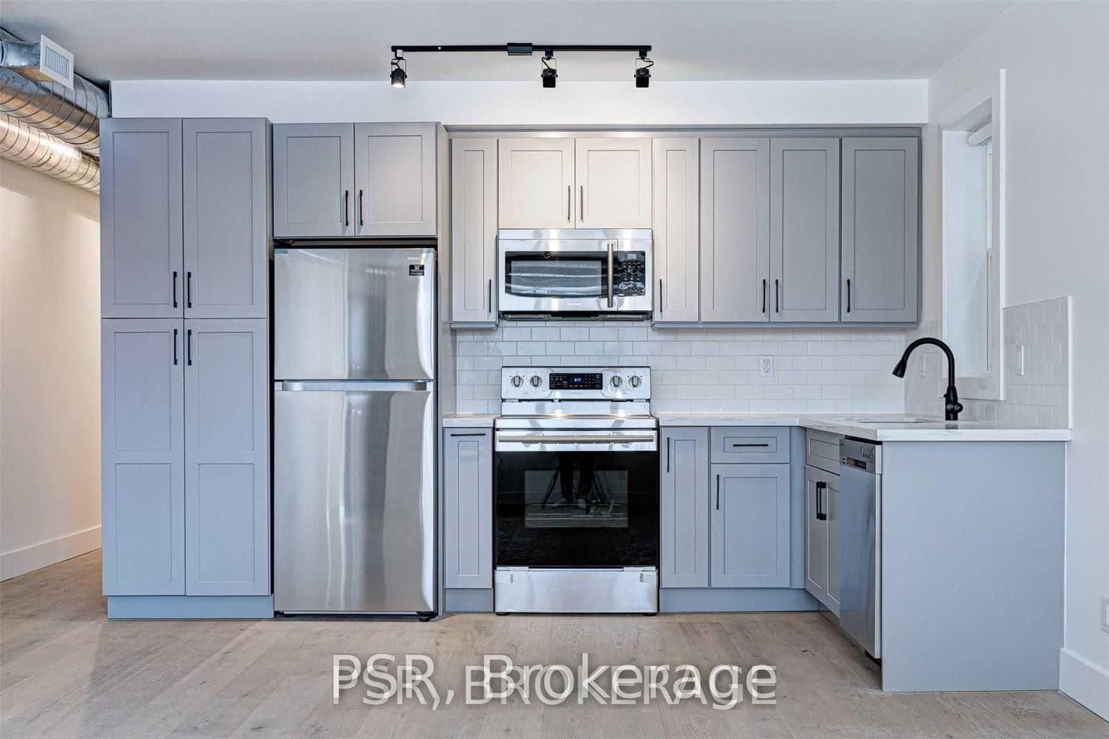 87 Hammersmith Avenue, Unit Main thumbnail 2
