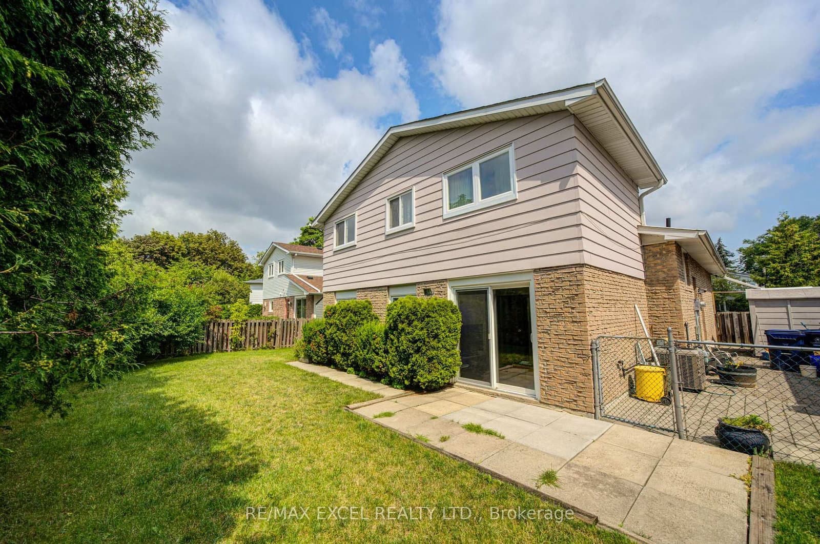 81 Amanda Drive thumbnail 46