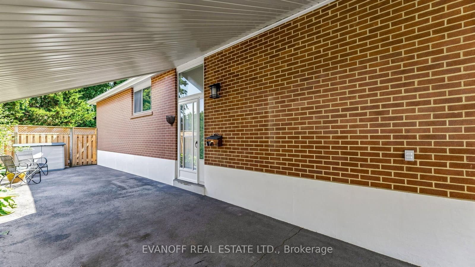 23 Earswick Drive thumbnail 3