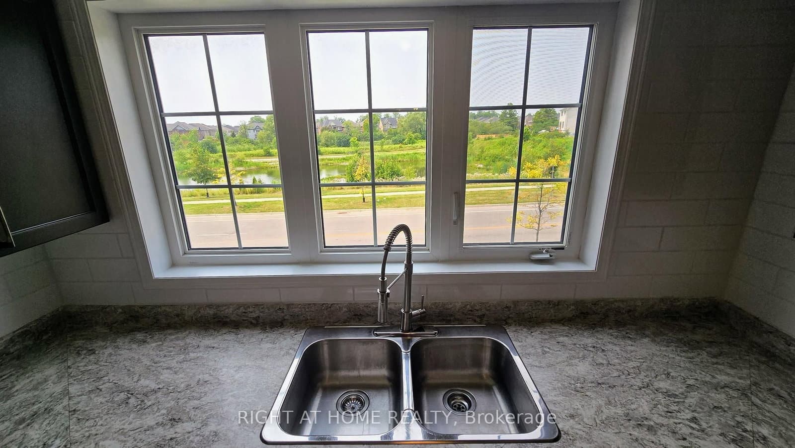 2358 Chevron Prince Path, Unit 341 thumbnail 11
