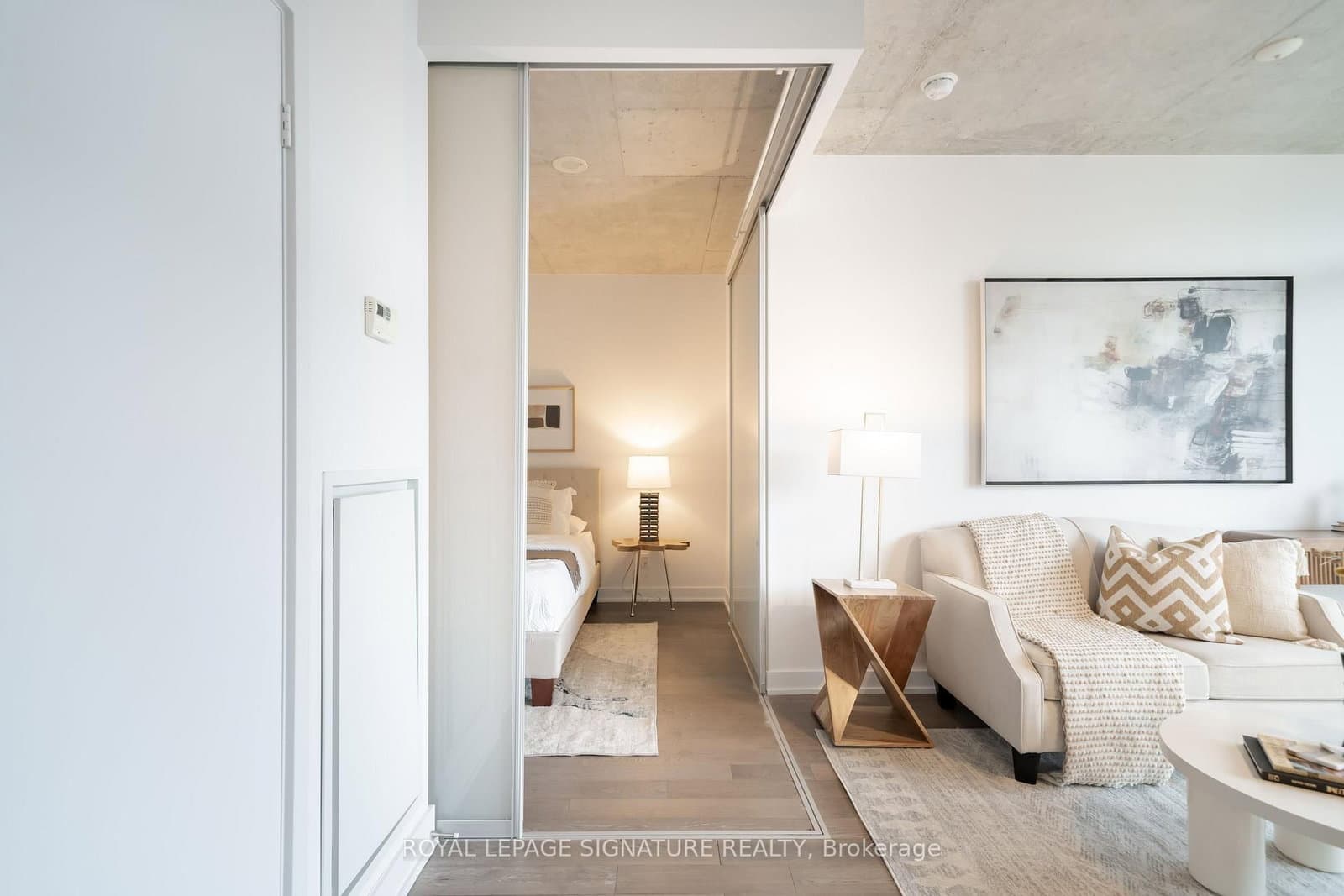 1190 Dundas Street E, Unit 406 thumbnail 2