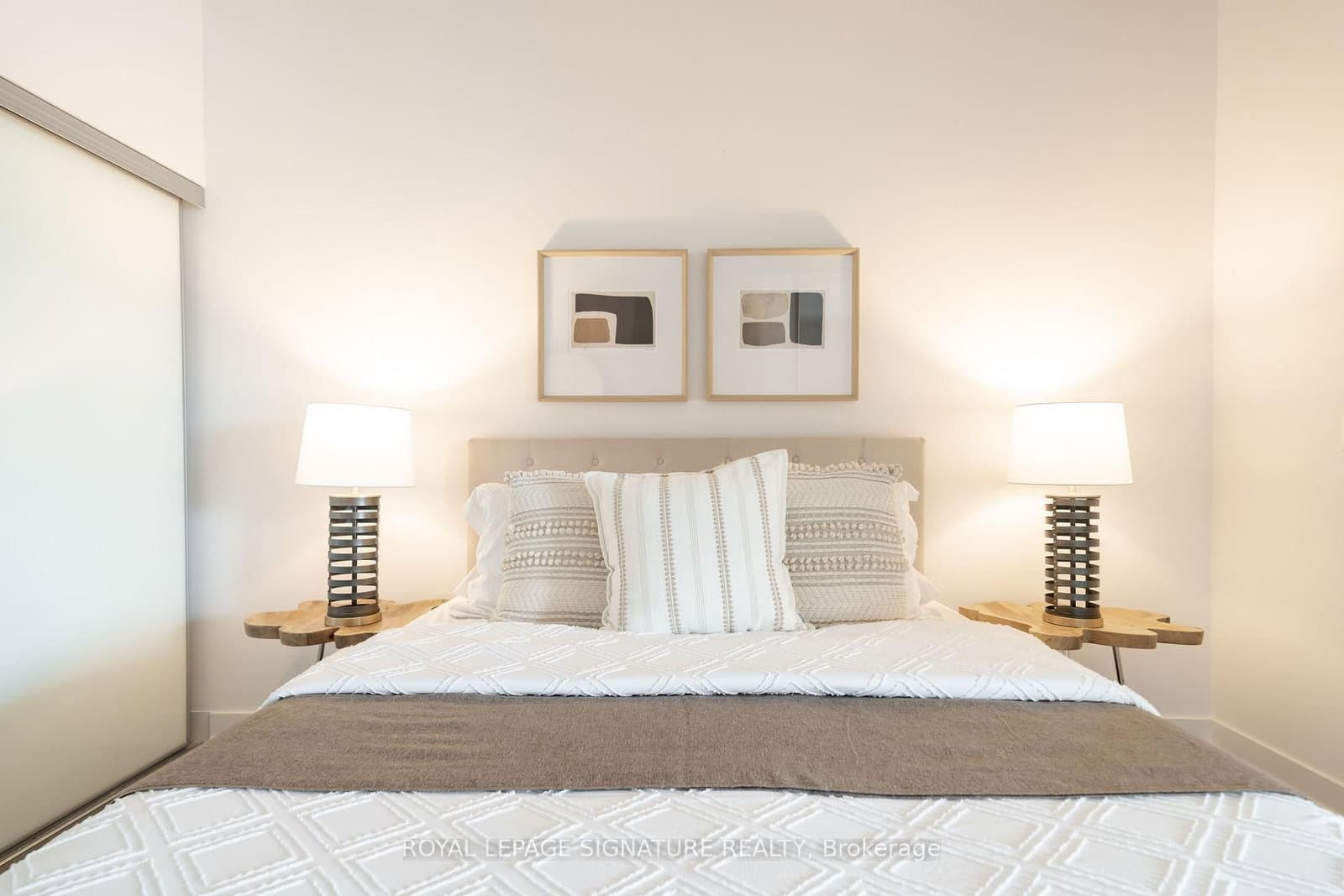 1190 Dundas Street E, Unit 406 thumbnail 6