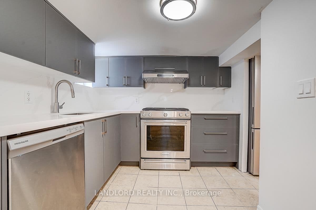 79 O'Connor Drive, Unit Lower thumbnail 11