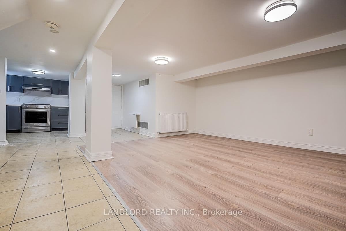 79 O'Connor Drive, Unit Lower thumbnail 27