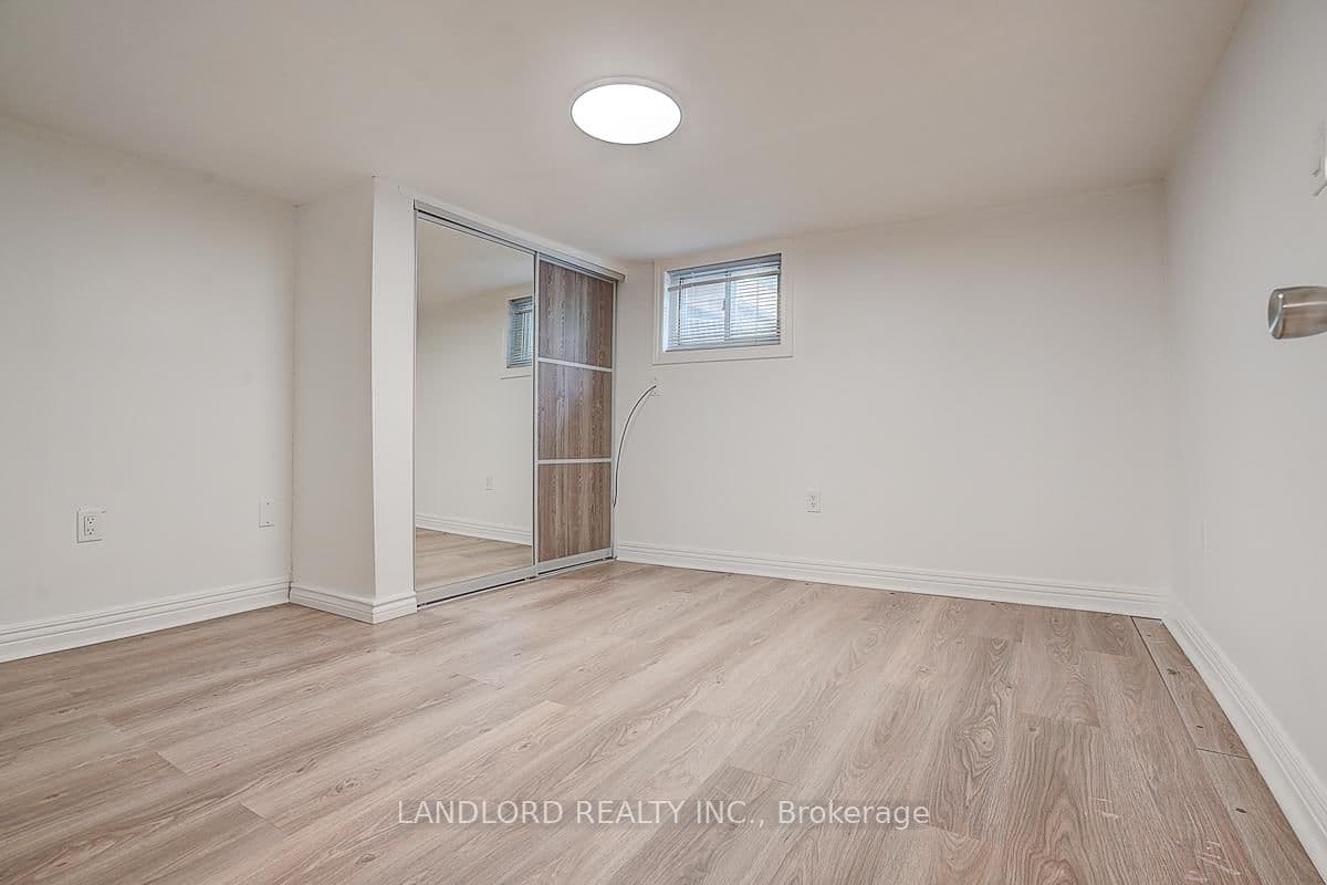 79 O'Connor Drive, Unit Lower thumbnail 30