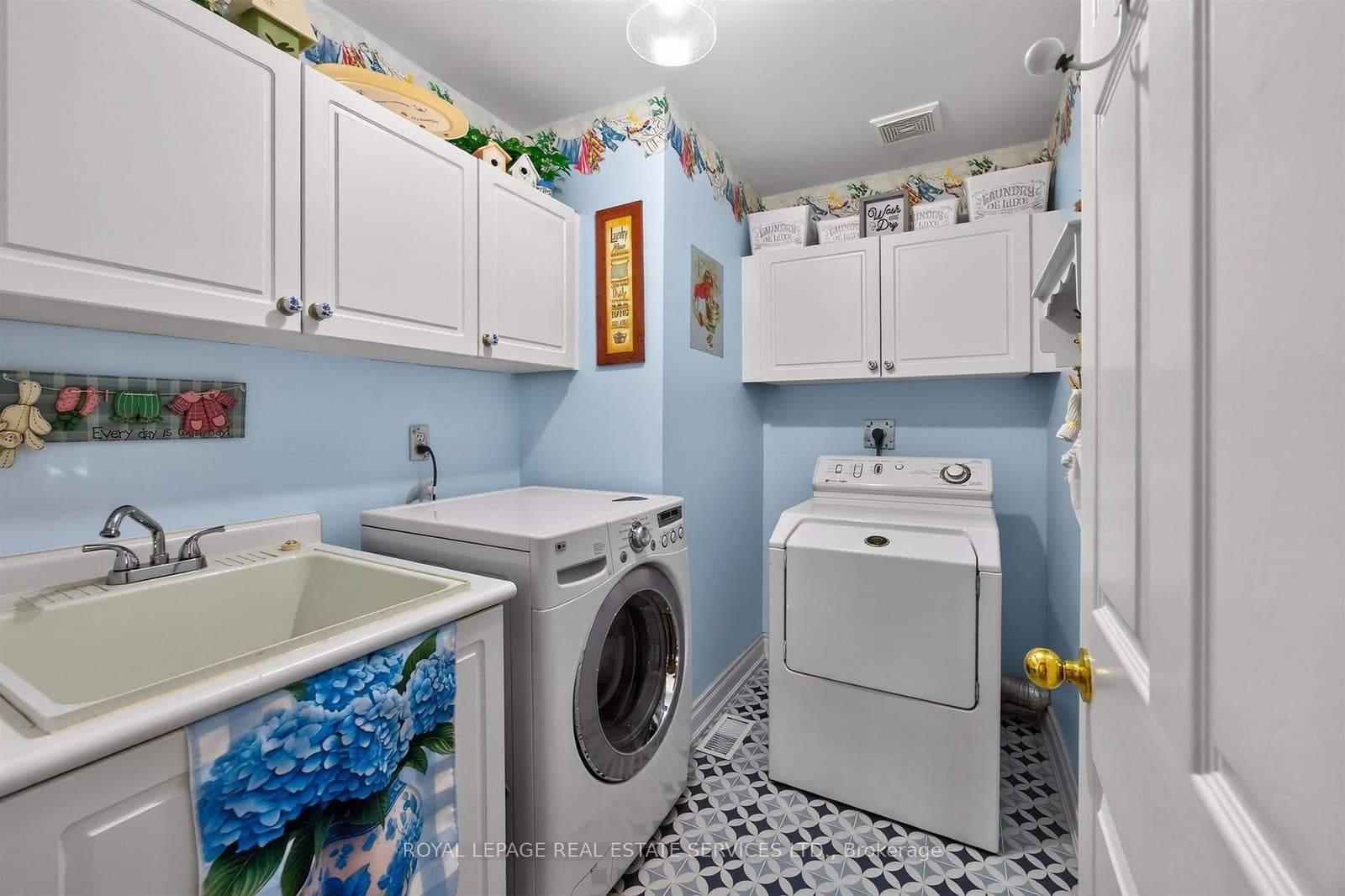 45 Rosemarie Crescent thumbnail 19