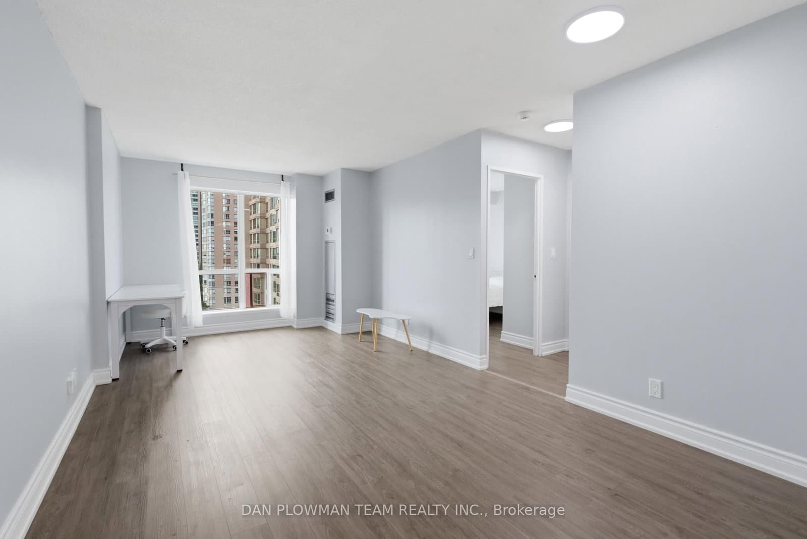 8 Lee Centre Drive, Unit 913 thumbnail 10