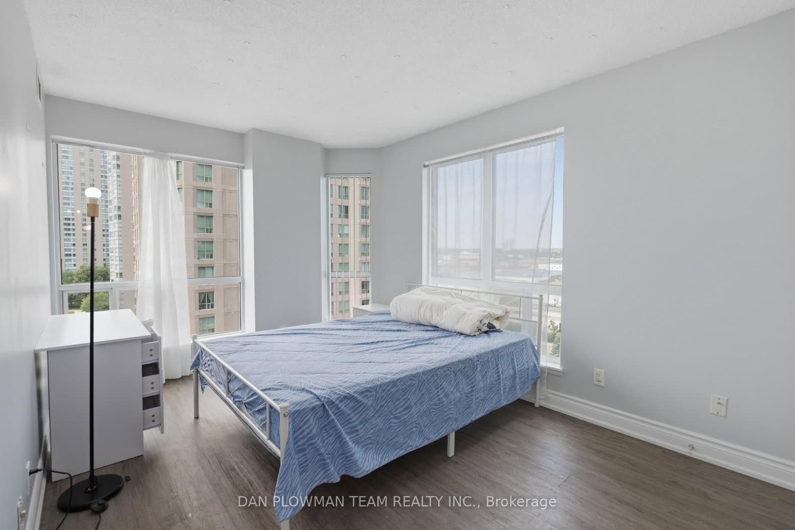 8 Lee Centre Drive, Unit 913 thumbnail 11