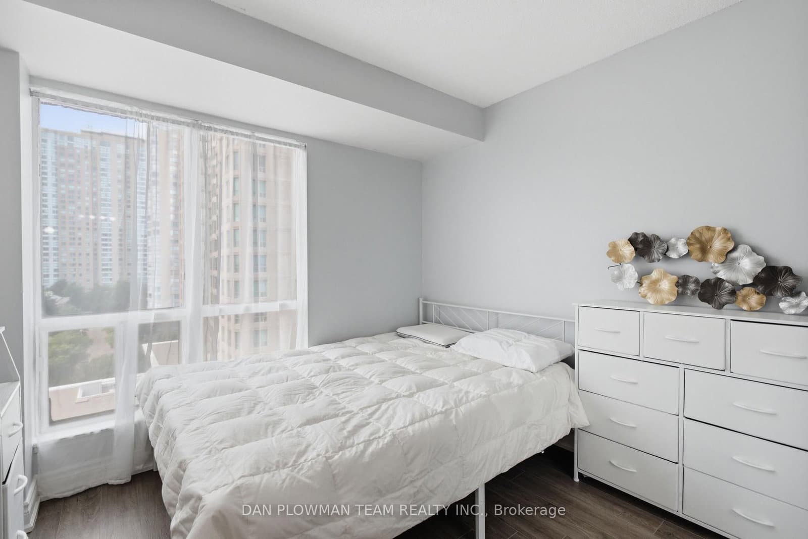 8 Lee Centre Drive, Unit 913 thumbnail 12