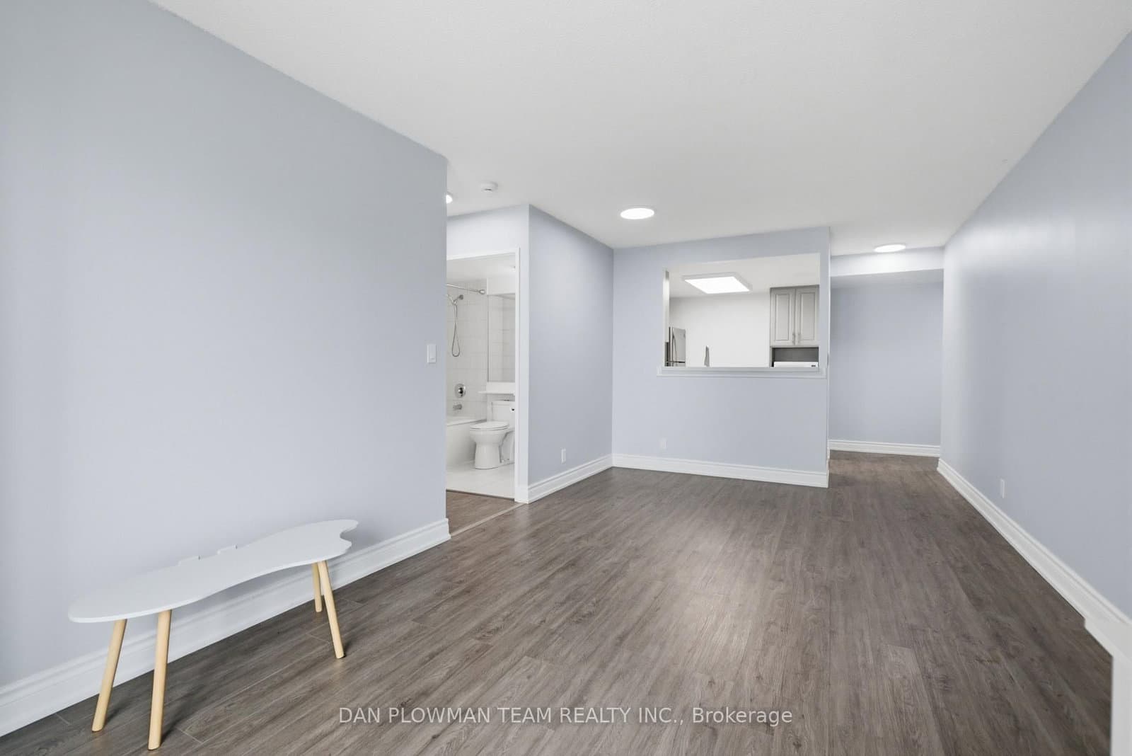 8 Lee Centre Drive, Unit 913 thumbnail 9