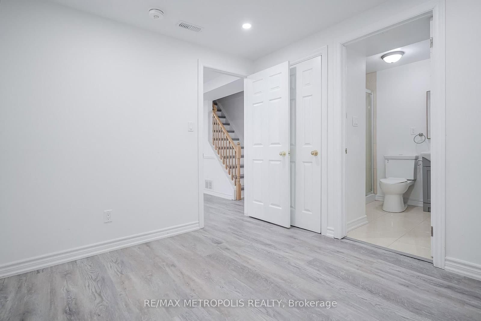 570 Springview Drive, Unit BSMT thumbnail 20