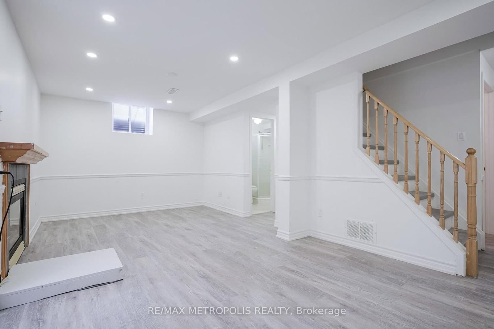 570 Springview Drive, Unit BSMT thumbnail 8
