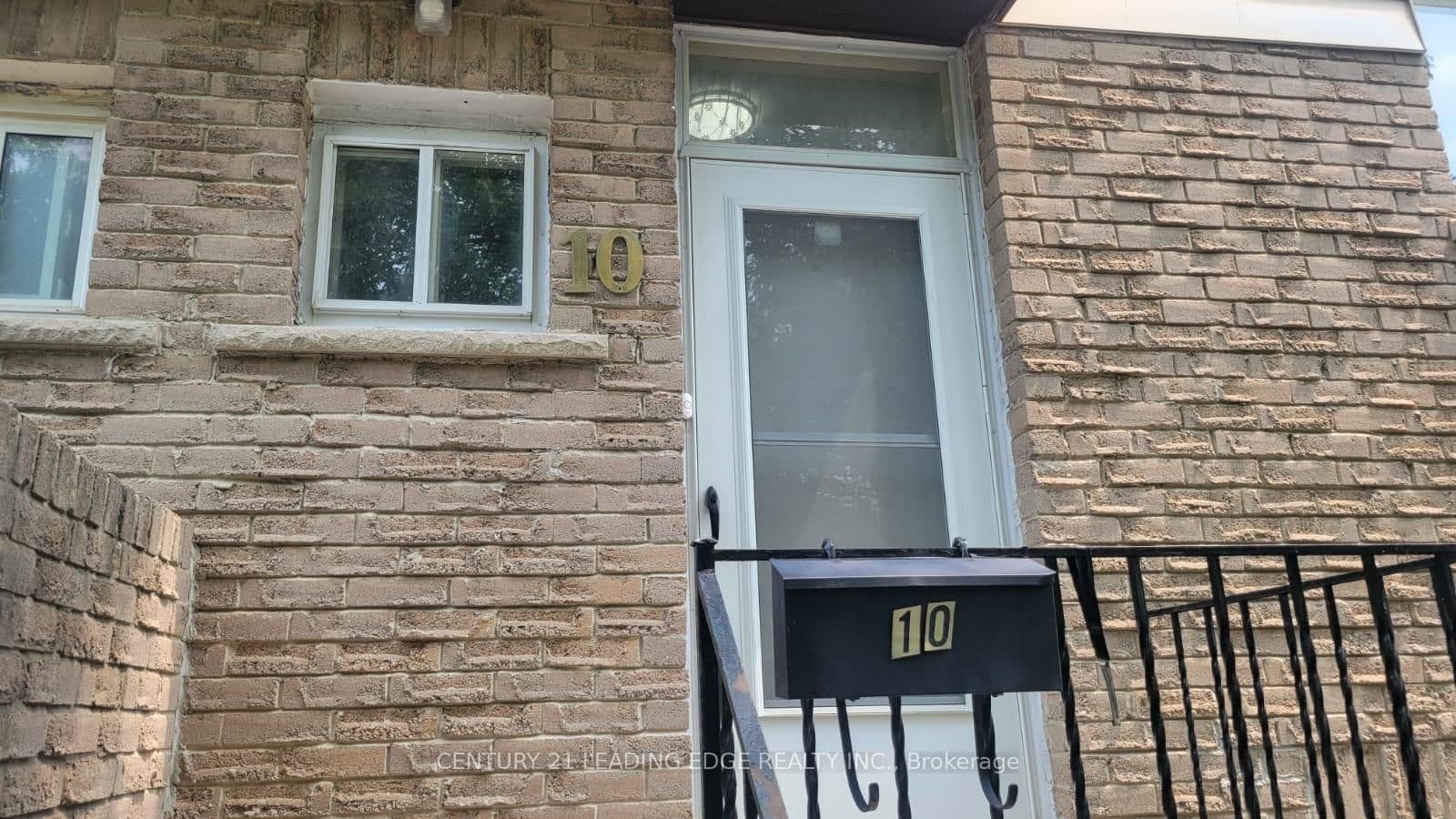 50 Brookmill Boulevard, Unit 10 thumbnail 3