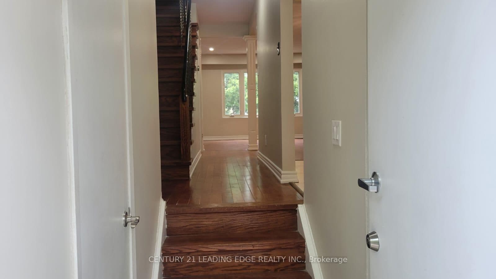 50 Brookmill Boulevard, Unit 10 thumbnail 4