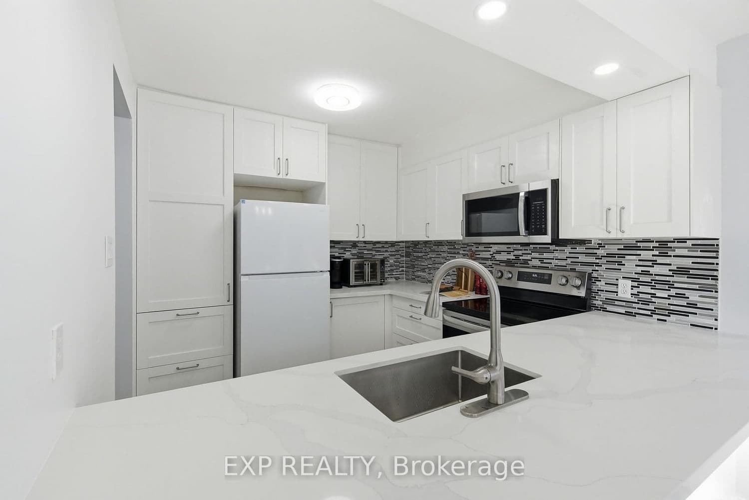 64 Parklane Circle thumbnail 5
