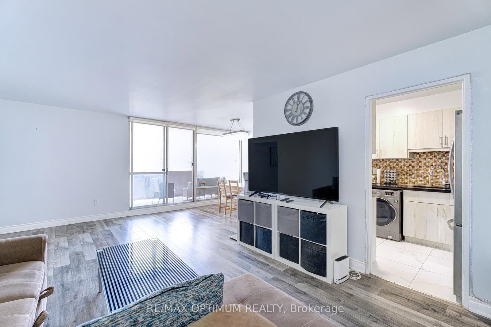 5 Massey Square, Unit 2110 thumbnail 12