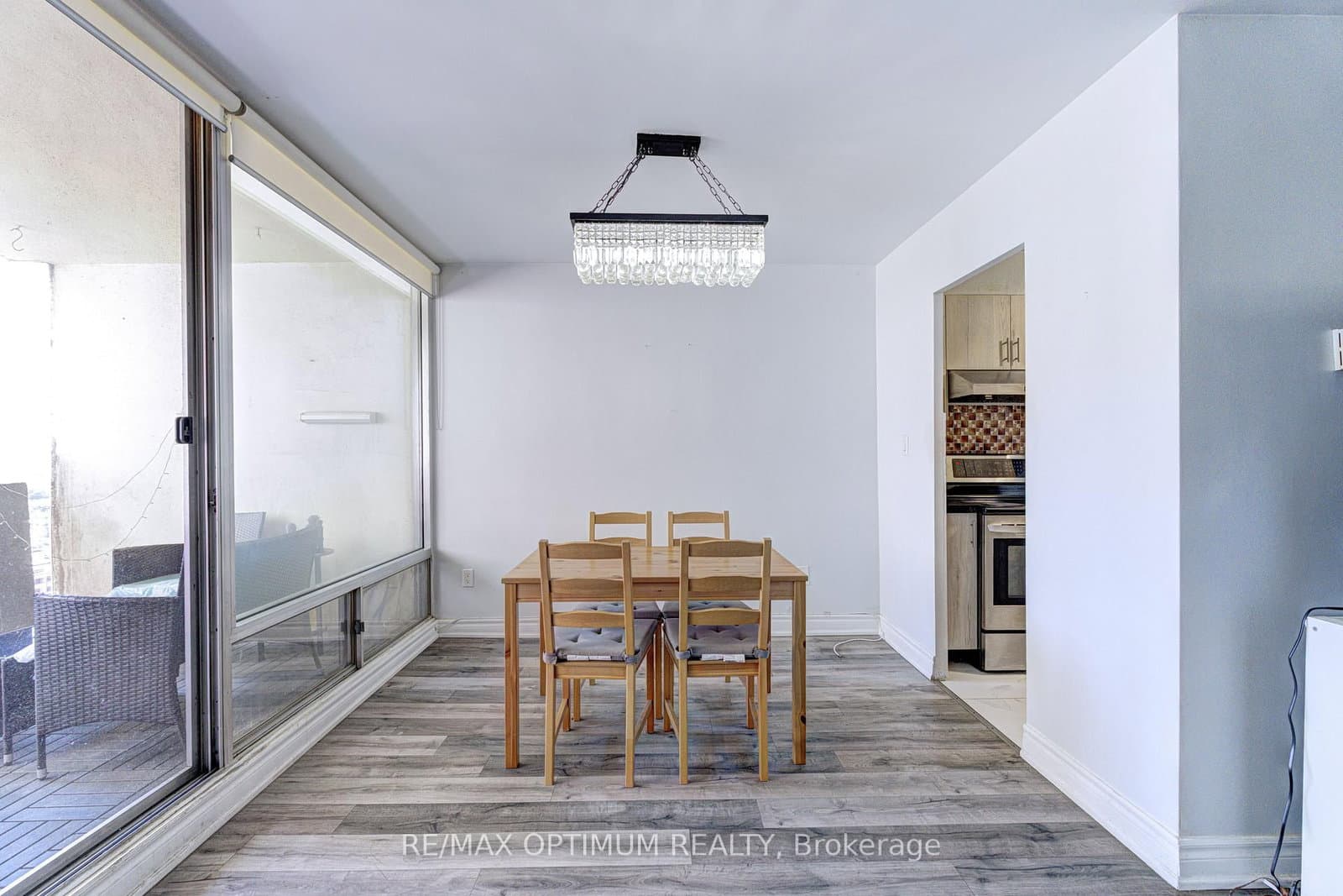 5 Massey Square, Unit 2110 thumbnail 16