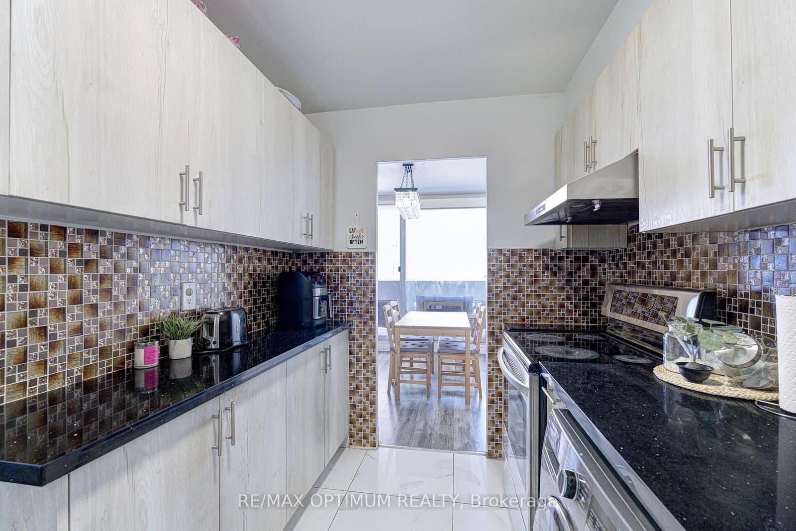 5 Massey Square, Unit 2110 thumbnail 18