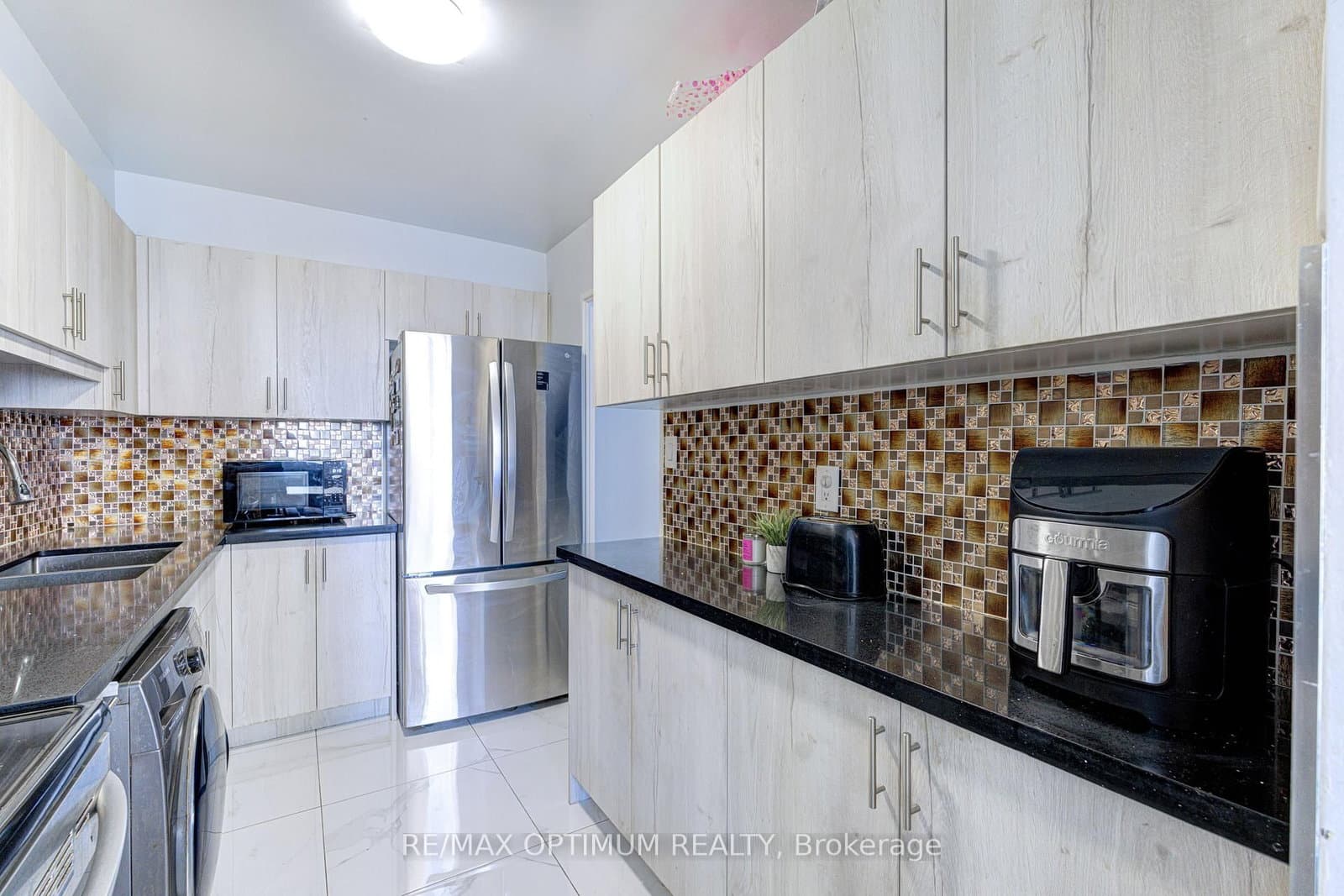5 Massey Square, Unit 2110 thumbnail 19