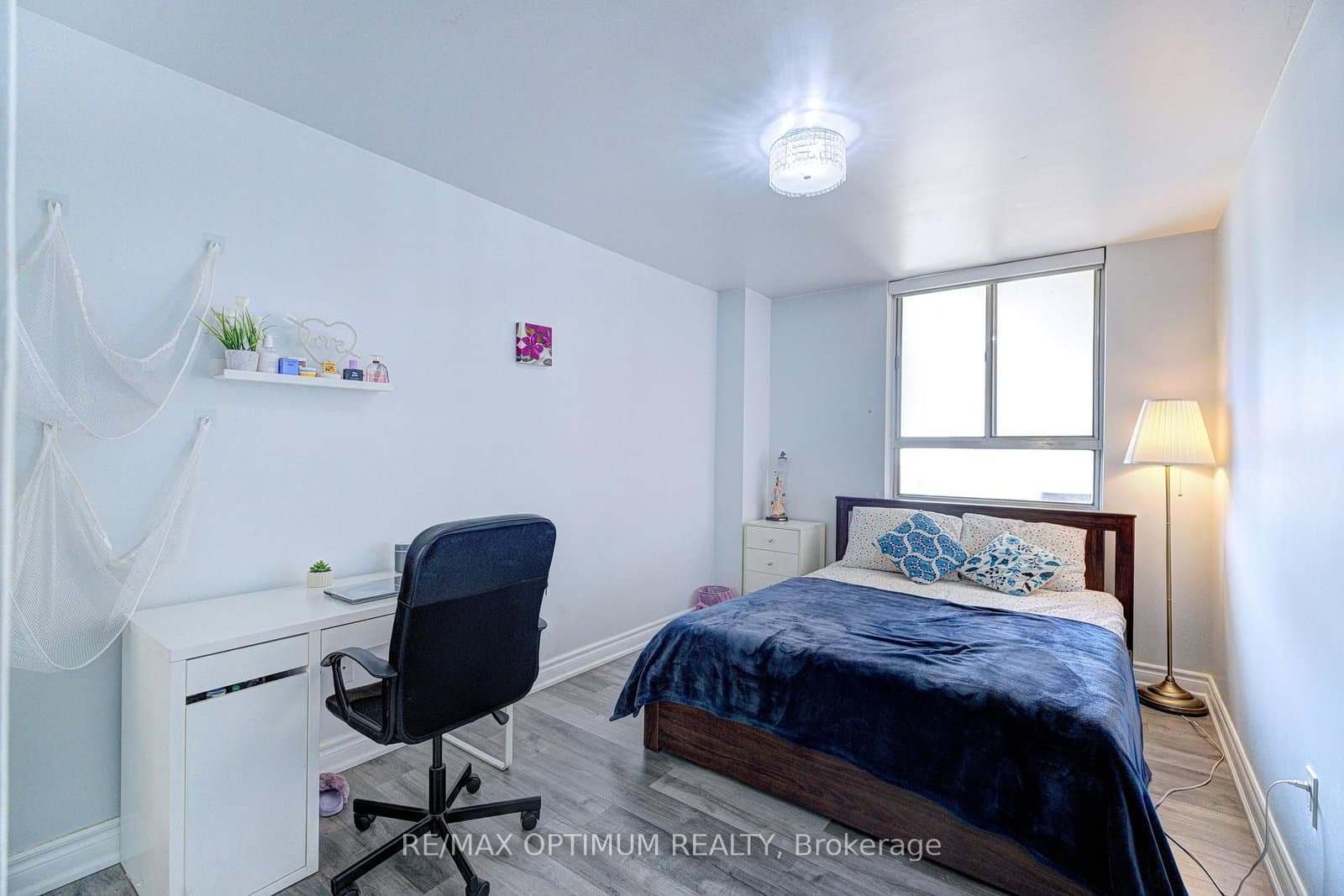 5 Massey Square, Unit 2110 thumbnail 23