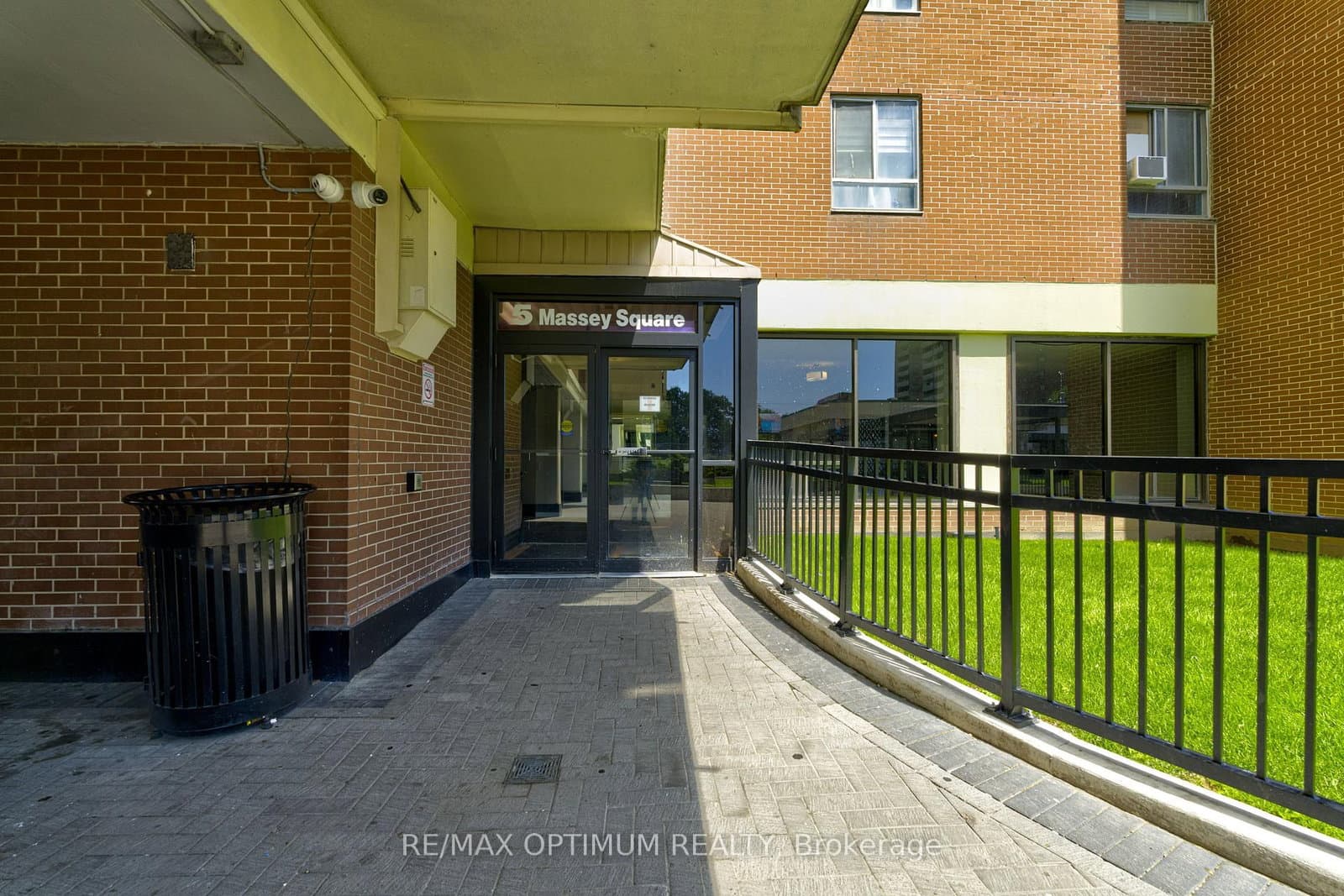5 Massey Square, Unit 2110 thumbnail 5