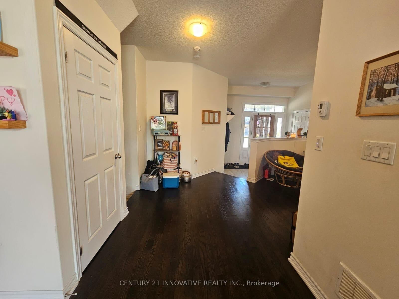 219 Northglen Boulevard thumbnail 19