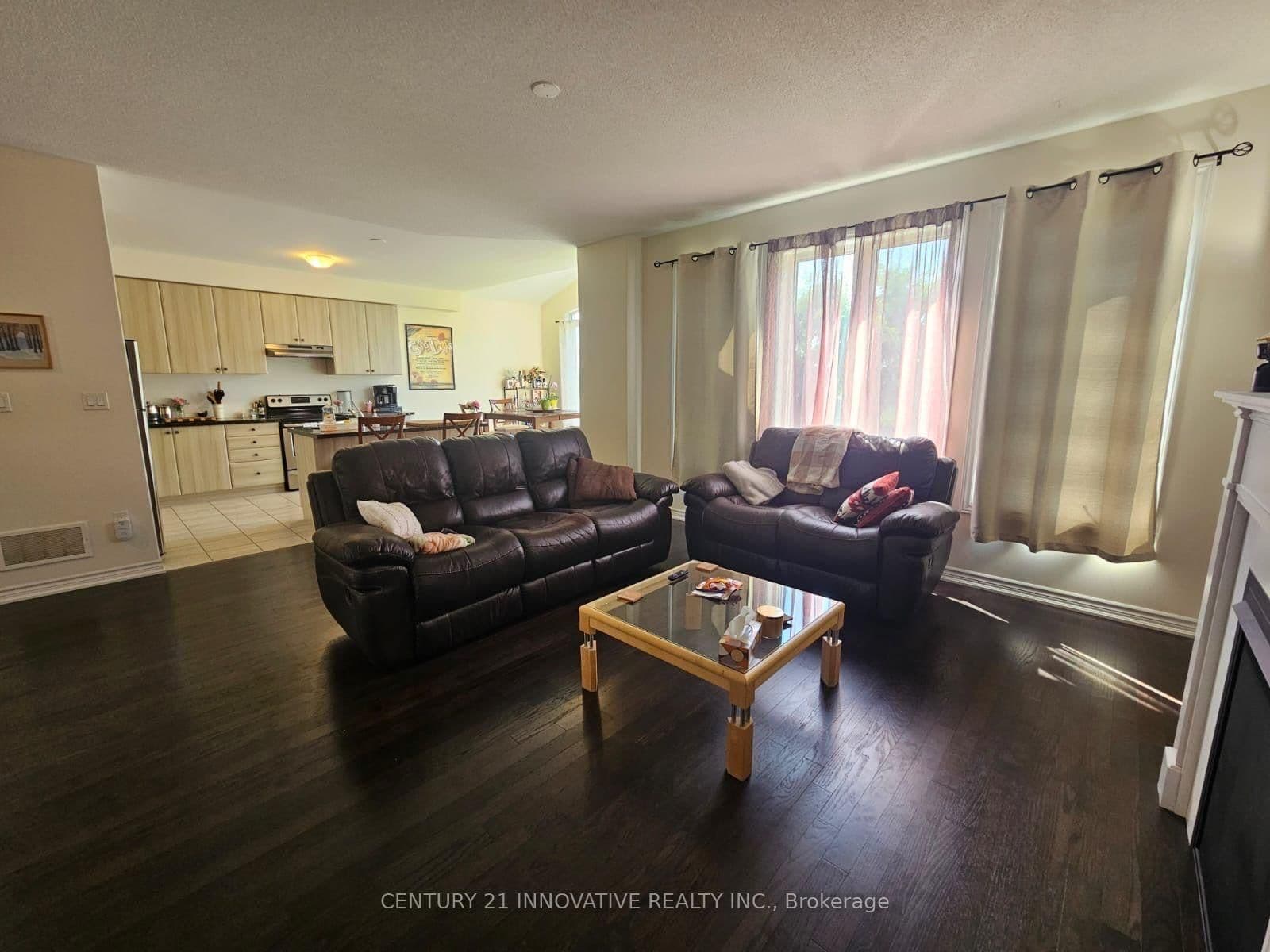 219 Northglen Boulevard thumbnail 3