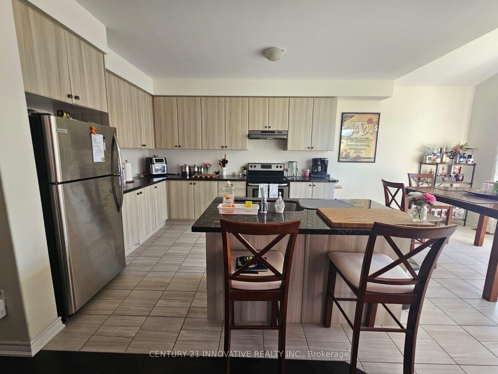 219 Northglen Boulevard thumbnail 5