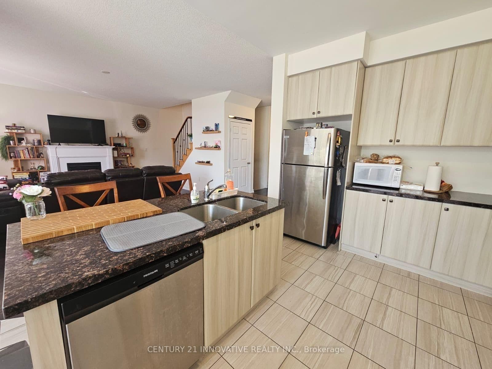 219 Northglen Boulevard thumbnail 8
