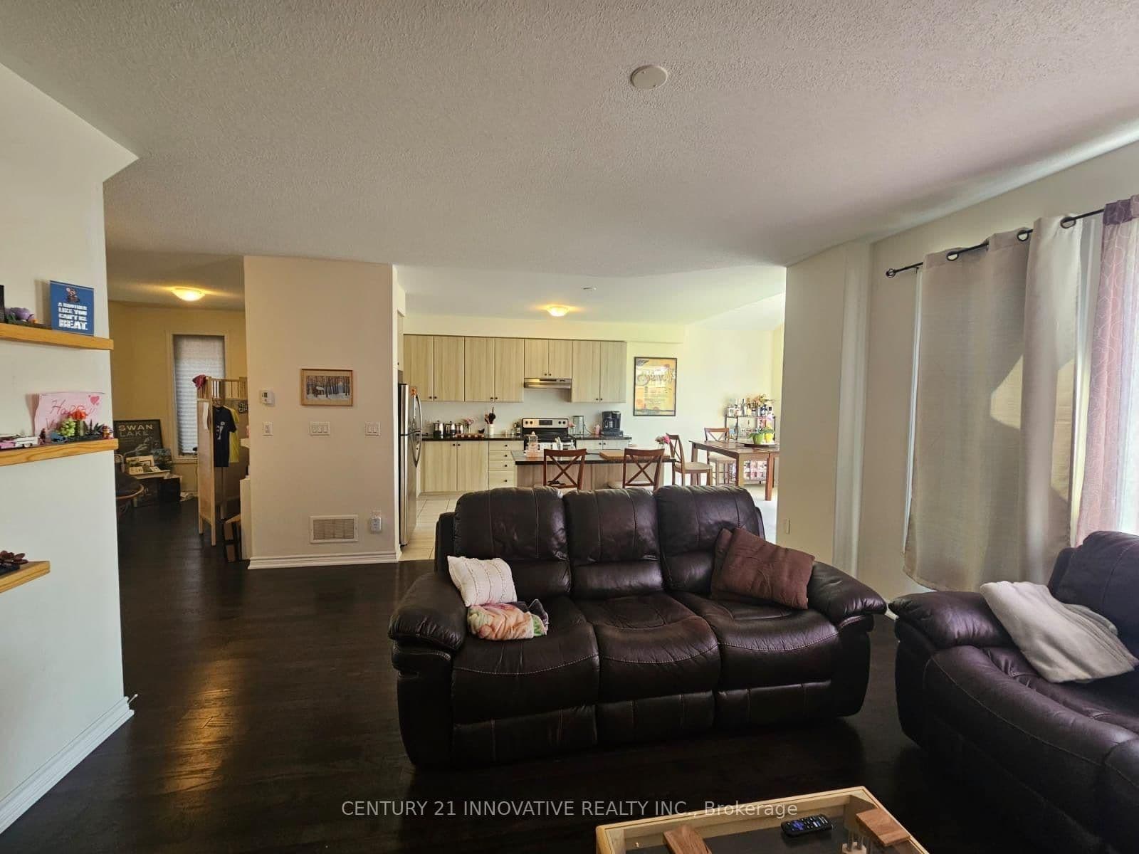 219 Northglen Boulevard thumbnail 9