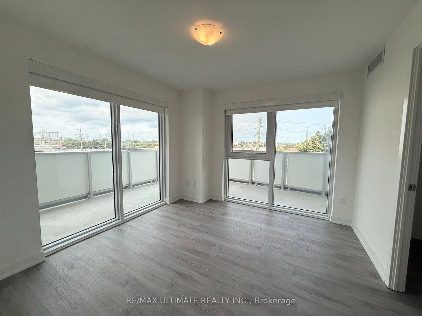 1010 Sandy Beach Road, Unit 303 thumbnail 11