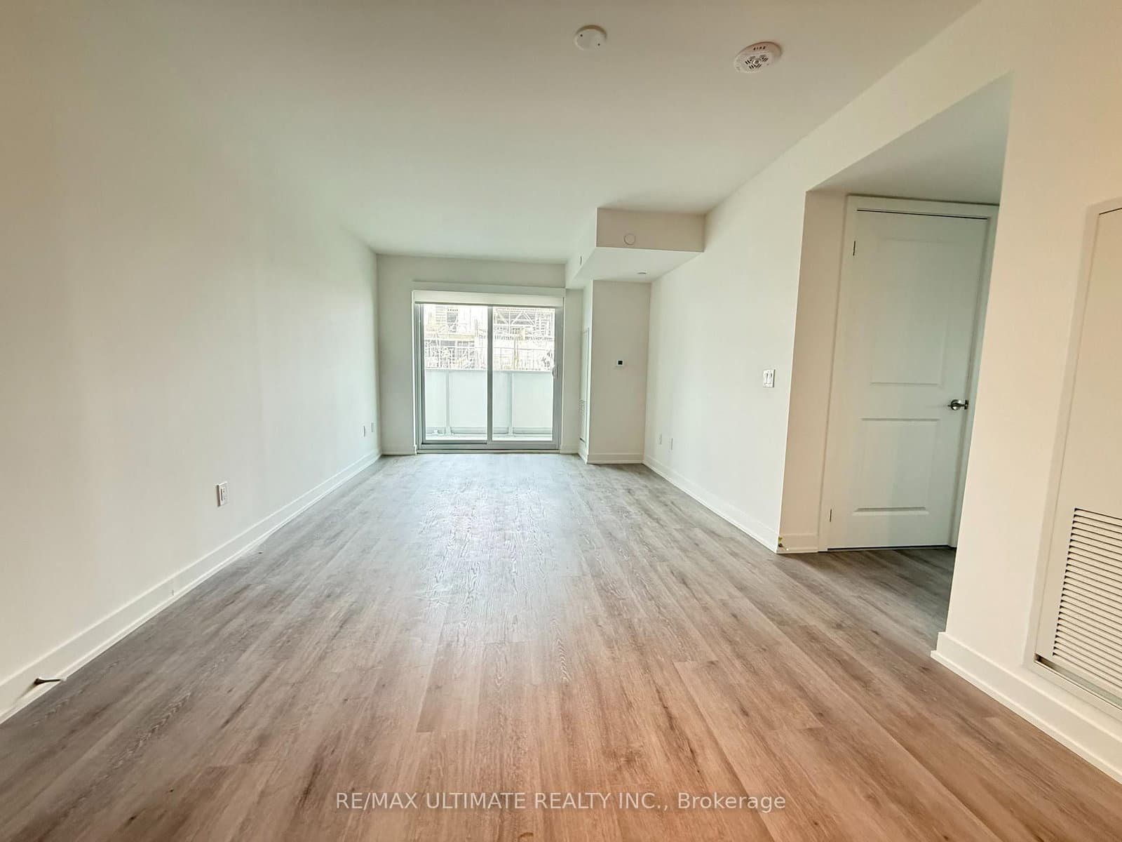 1010 Sandy Beach Road, Unit 303 thumbnail 3