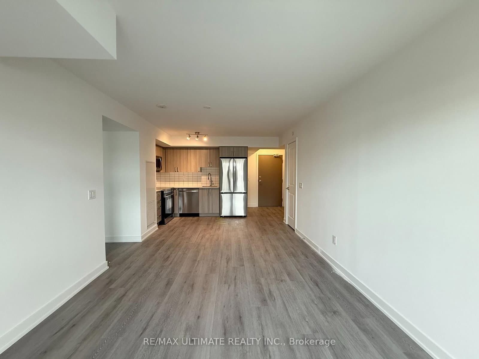 1010 Sandy Beach Road, Unit 303 thumbnail 6
