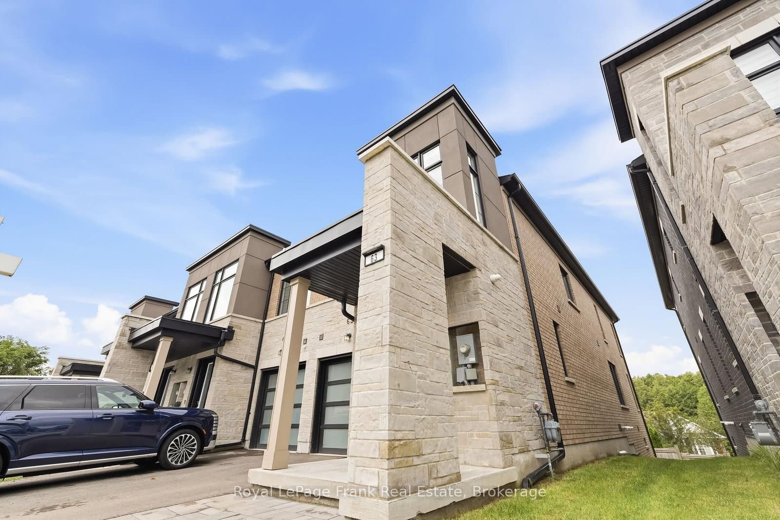 63 Pine Gate Place thumbnail 3