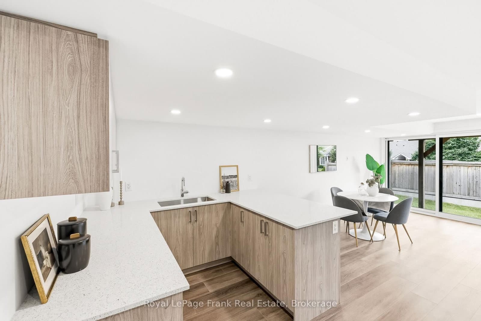 63 Pine Gate Place thumbnail 34